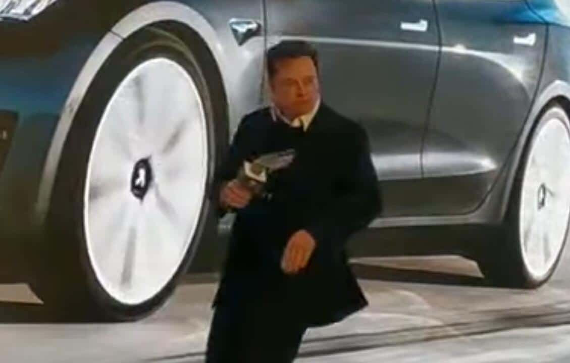 Musk dances as China-made Model 3 delivered to 10 owners