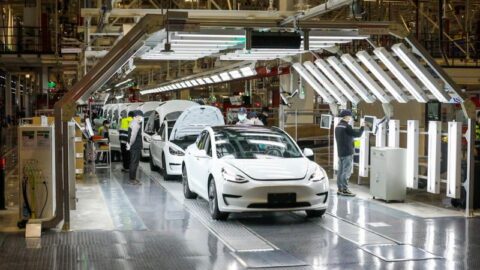 Employees say Tesla's quality control is not as good as Toyota 20 years ago