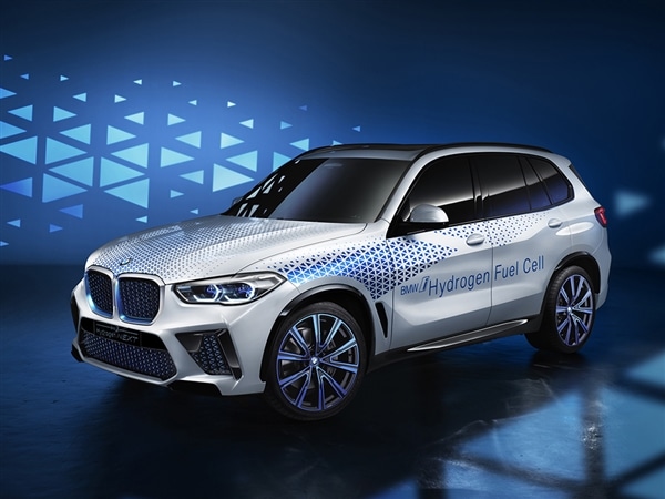 BMW hydrogen fuel-powered i Hydrogen NEXT specs revealed