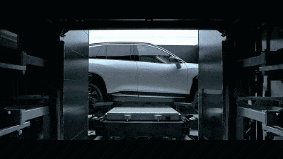 From three minutes to 30 seconds, Nio-led battery swap mode sparks race