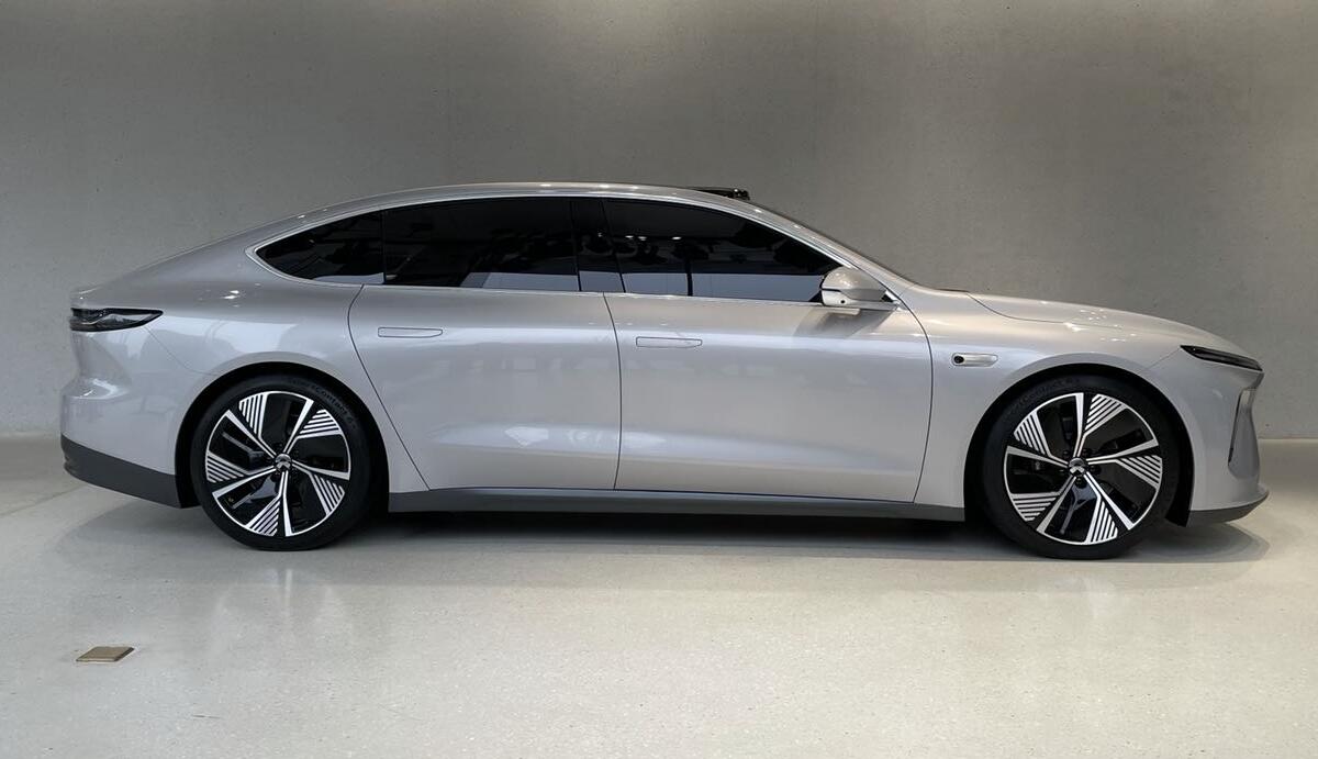 Nio's William Li says company's ultimate rival is Apple as they pursue same goal