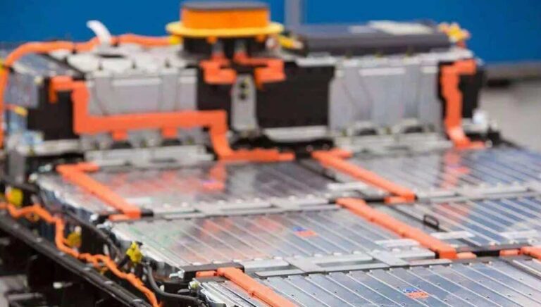 China's power battery output down 2.3% in 2020, lithium iron phosphate up 24.7% year-on-year