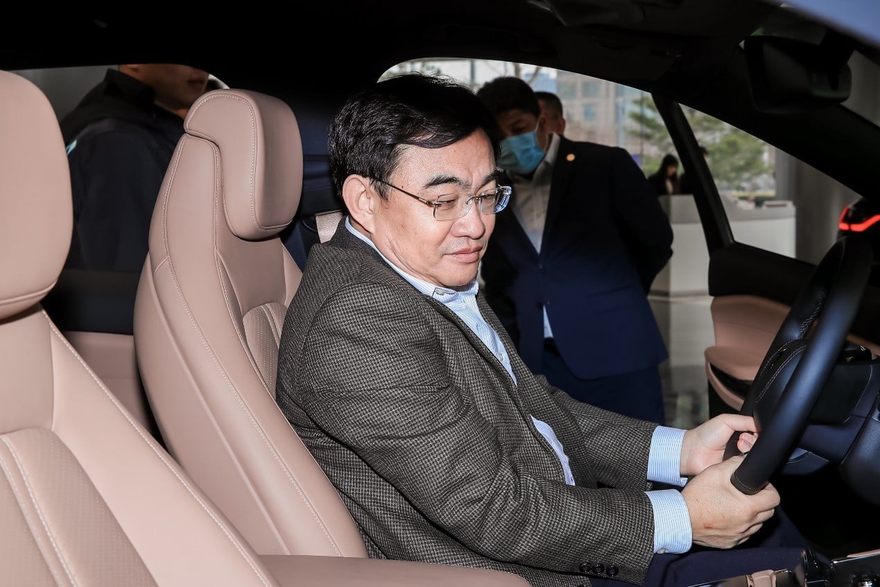 Nio signs agreement with state-owned infrastructure firm to accelerate battery swap station construction