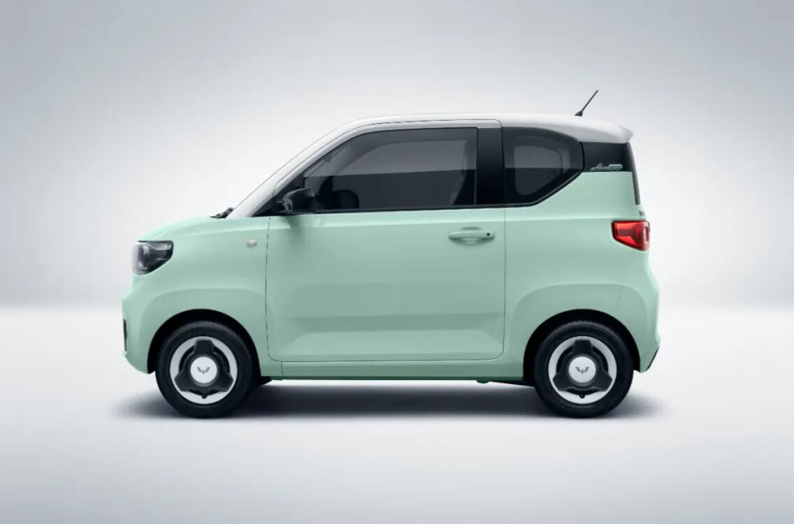 China's most popular EV sells 17,307 units in February, down 53 % from January