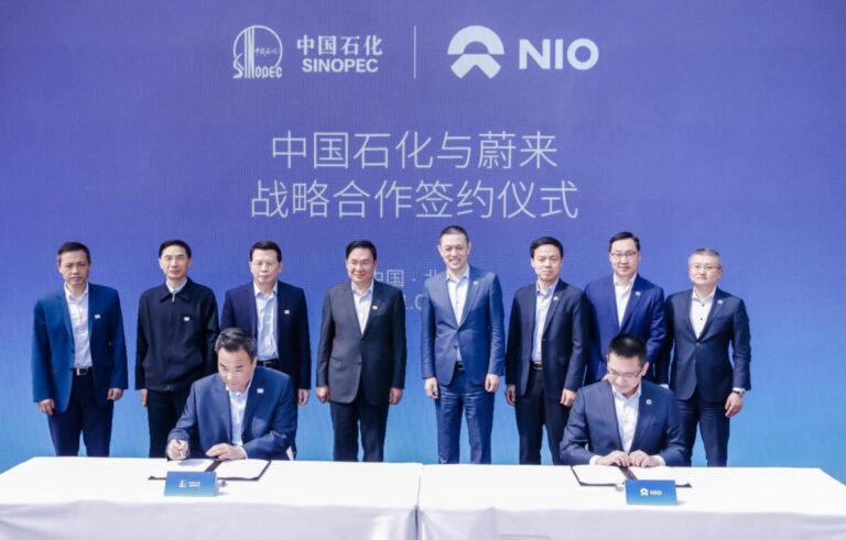 Nio signs deal with Sinopec, the latter aims to have 5,000 charging and battery swap stations by 2025