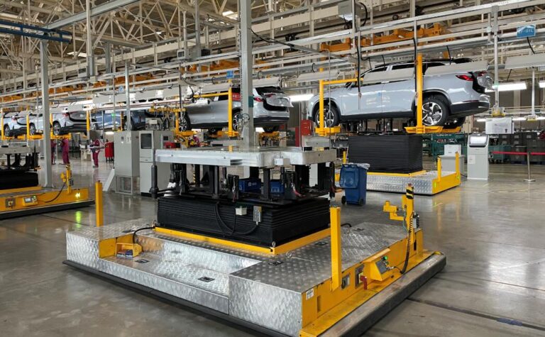 Nio said to launch lithium iron phosphate battery pack to cut costs