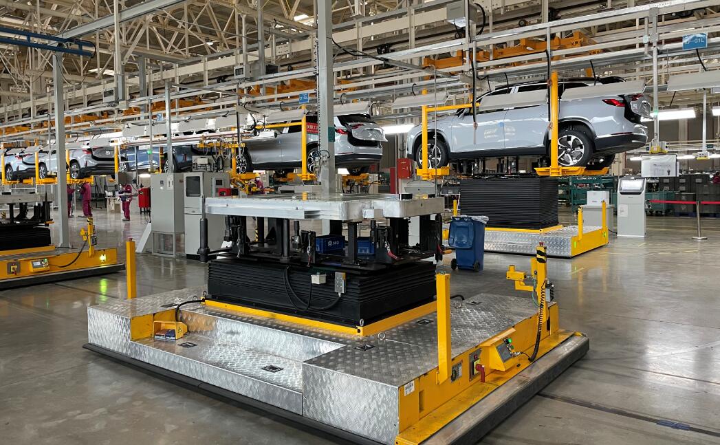 Nio said to launch lithium iron phosphate battery pack to cut costs