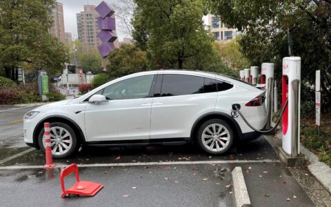 CATL chairman says only those who never drove EVs have range anxiety