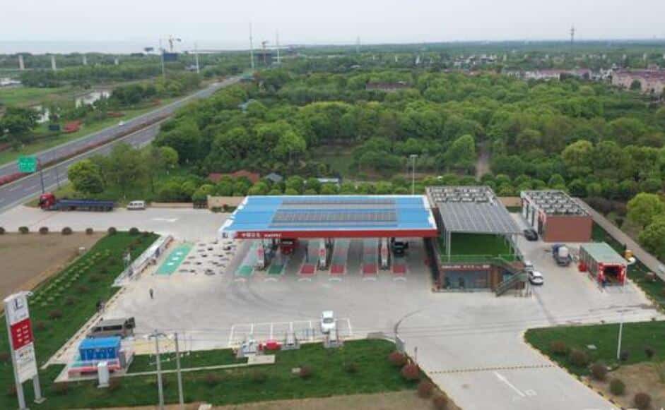 Sinopec builds China's first 'carbon-neutral' gas station