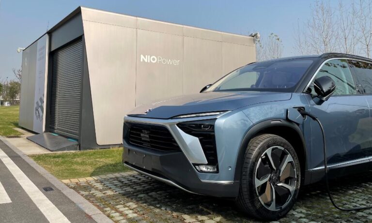 About half of world's new energy vehicles now in China