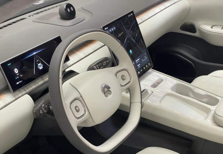 Analysts expect worst time for China's auto industry to be over soon