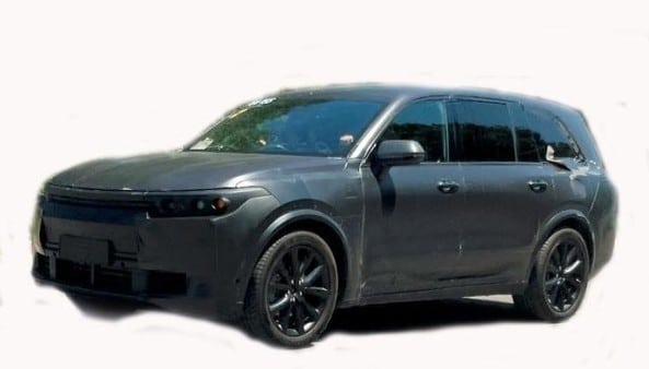 Spy photos show Li Auto's new SUV with completely different front design