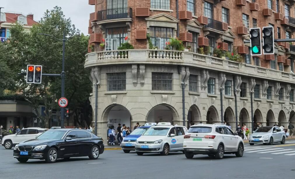 China to implement new auto return policy from next year