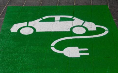China to speed up creation of carbon emission standard system for autos