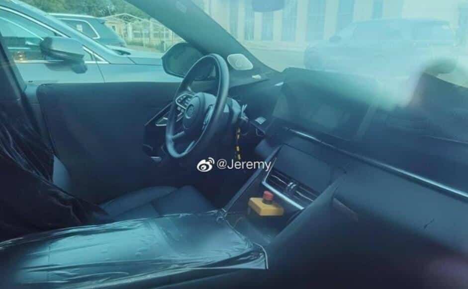 Spy photos of Li Auto's new model X01 revealed