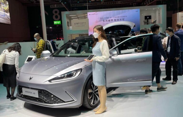 Arcfox α-S equipped with 'Huawei Inside' to start open road testing