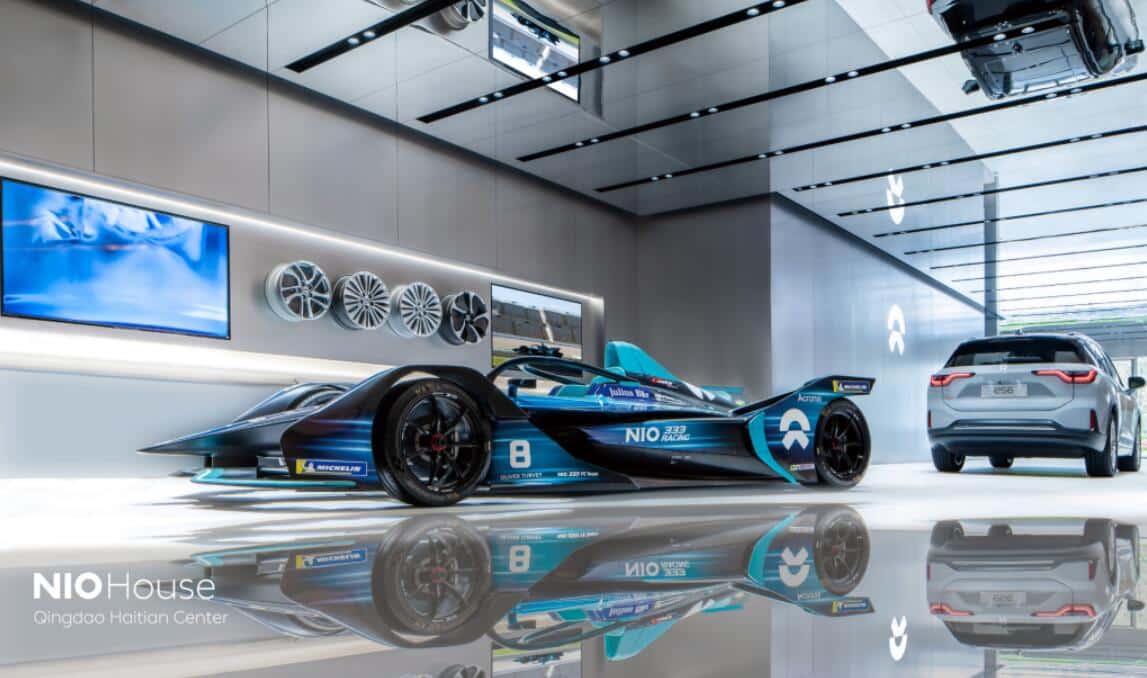 Nio reaches 400 battery swap stations in China, opens new Nio House