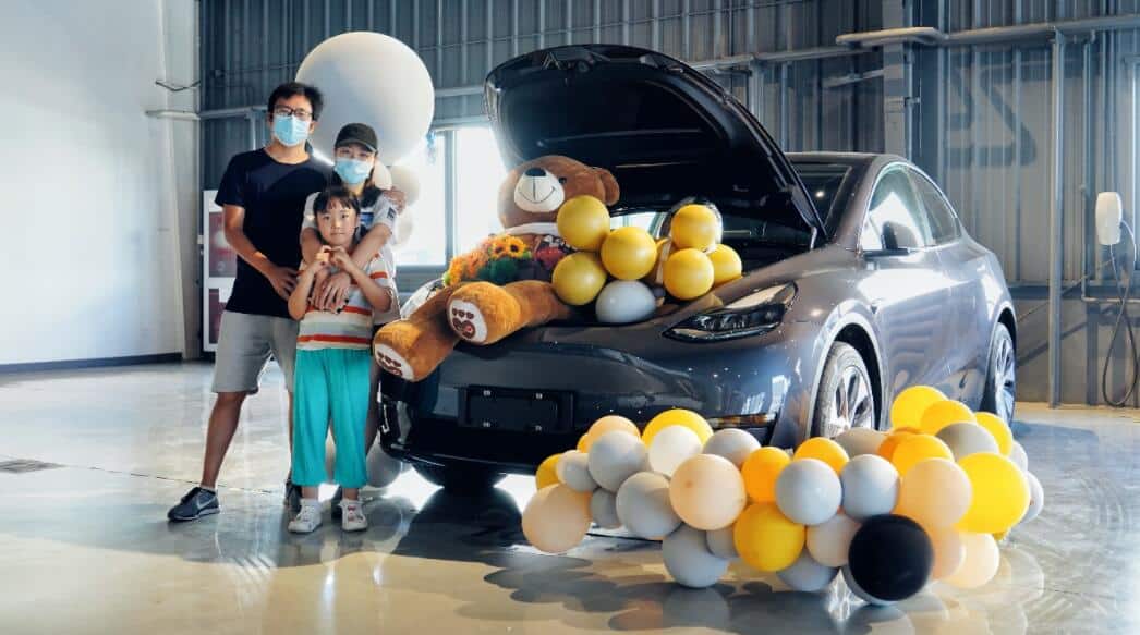 Tesla begins deliveries of Model Y Standard Range in China