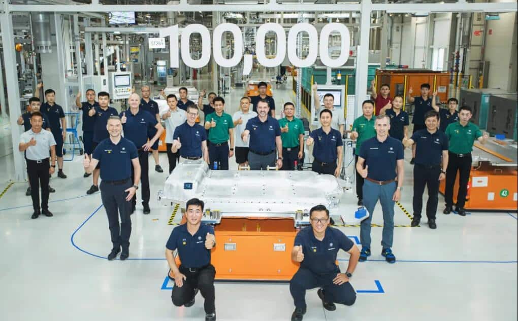BMW Brilliance sees its 100,000th power battery roll off line