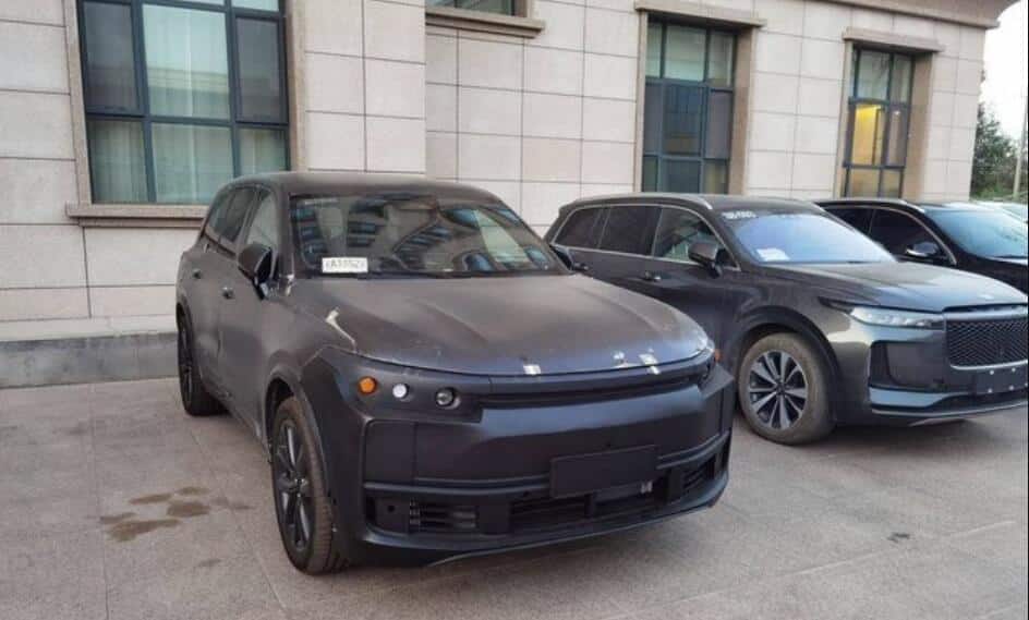 Spy photos of Li Auto's new model X01 revealed
