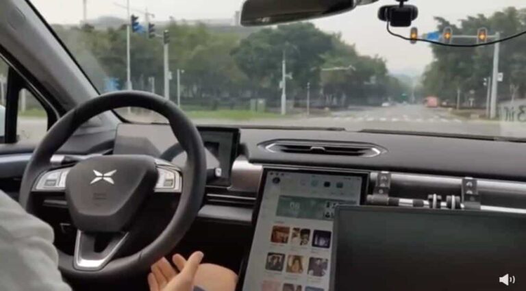 Video shows Xpeng testing P5's self-driving capabilities on city roads