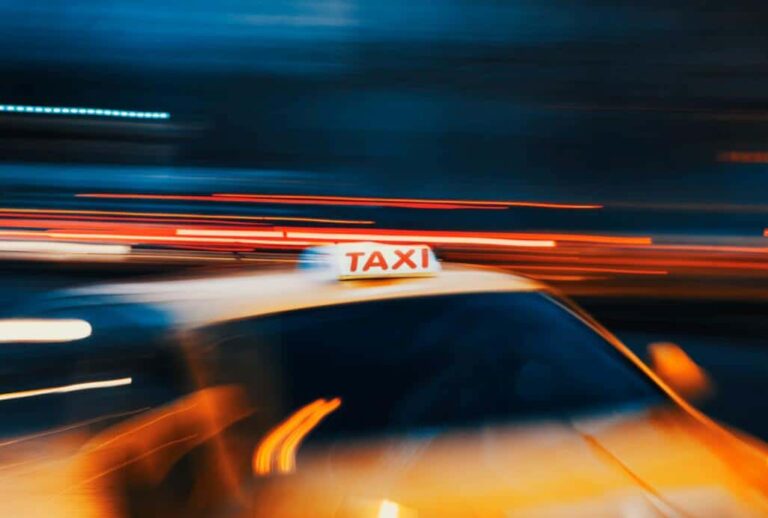 Chinese regulators ask ride-hailing firms to rectify non-compliance