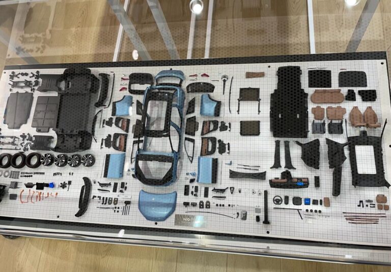 China's new energy vehicles still face high costs, official says