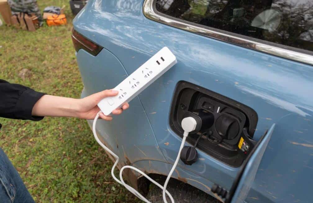 Nomura initiates coverage on Li Auto with Buy rating and .4 price target