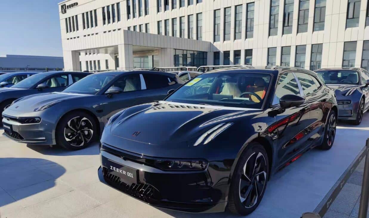 Zeekr delivers first Zeekr 001 EVs to owners