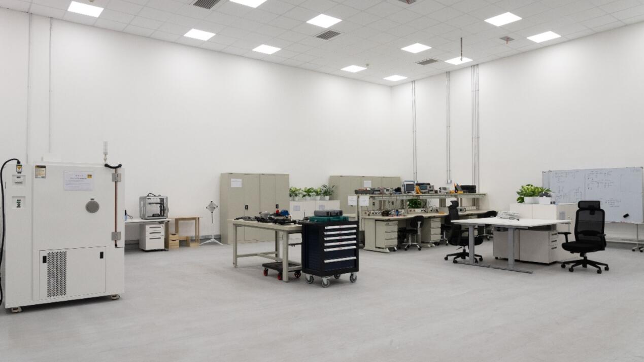 Tesla completes data center in China to store local data, builds Shanghai R&D center