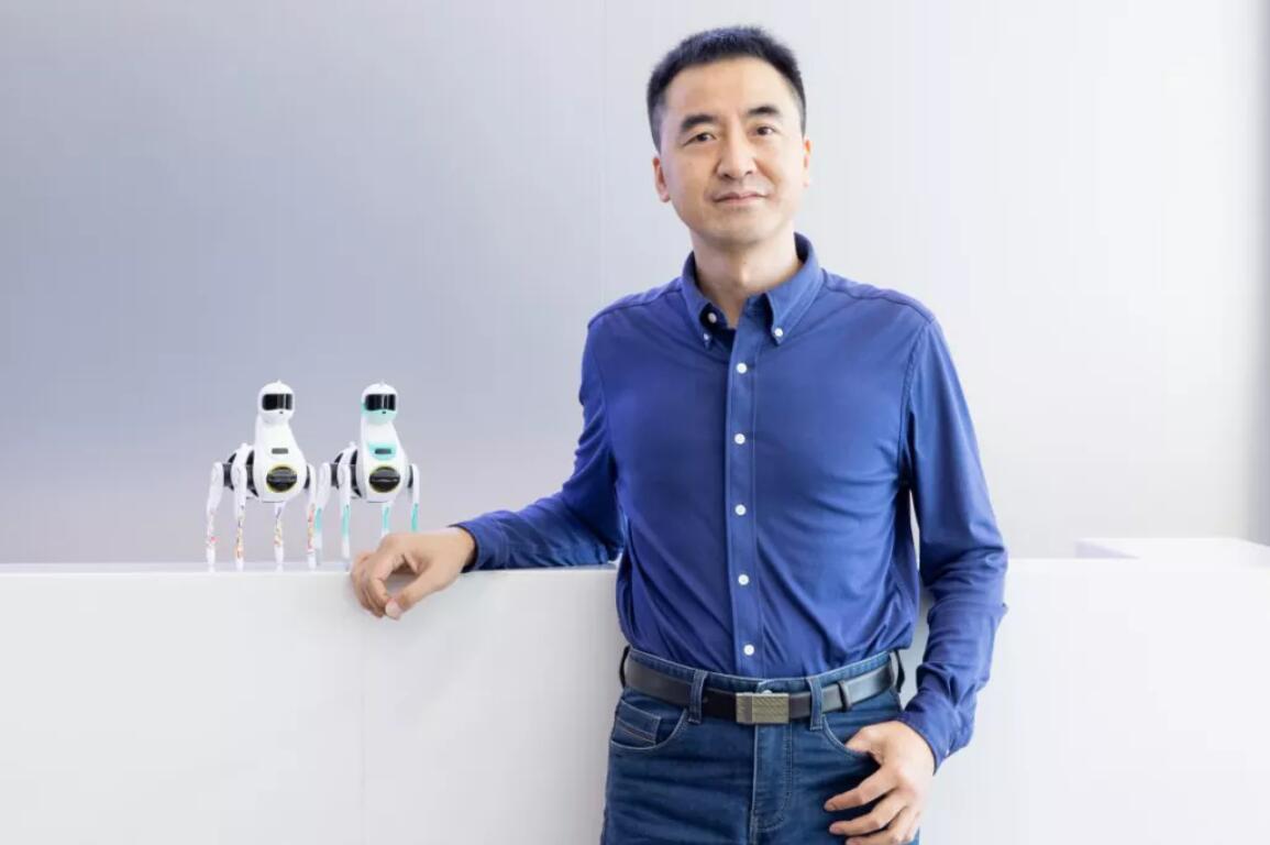 Xpeng hires senior expert for its robotics unit