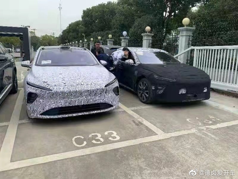 Suspected Nio ET5 spotted on road test