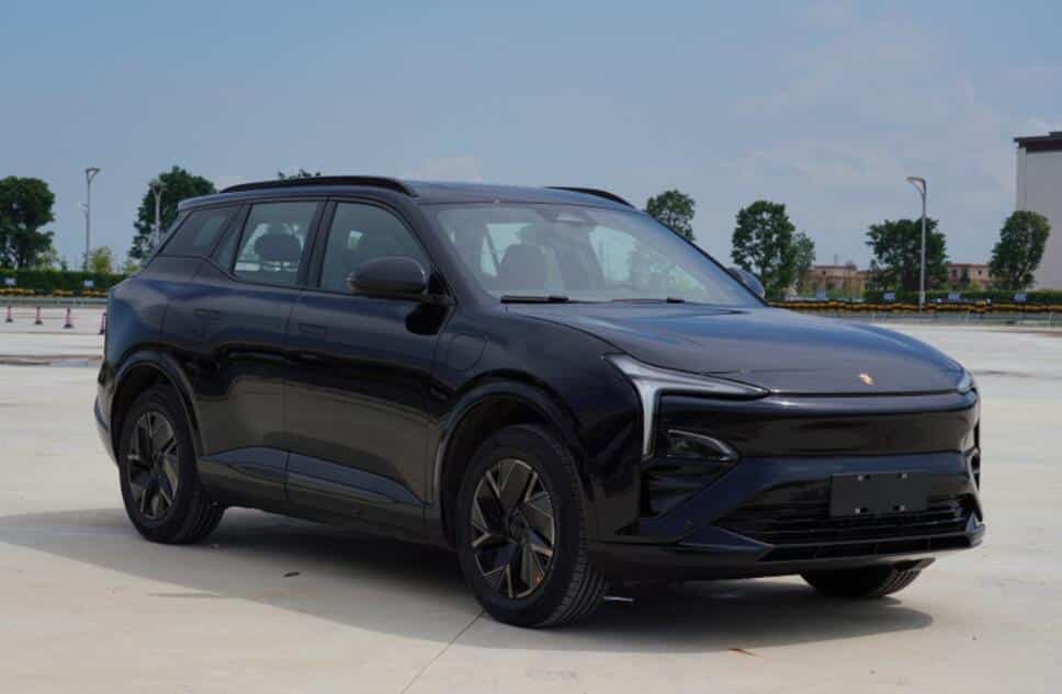 Evergrande's car-making progress suffers new setback as its models disappear from regulatory list