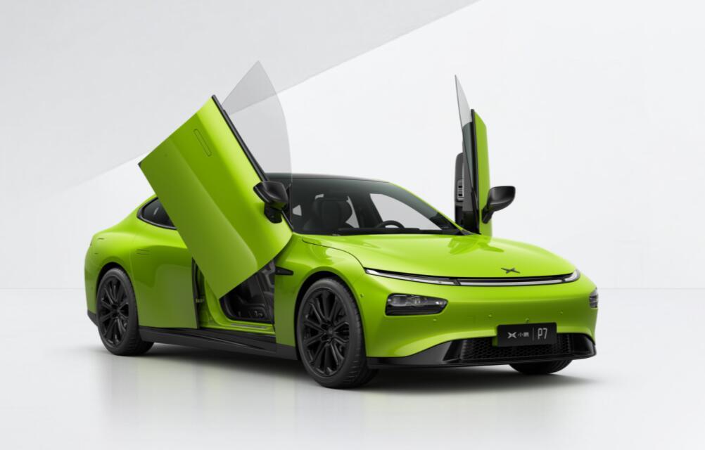 Xpeng adds two new options to its flagship sedan P7