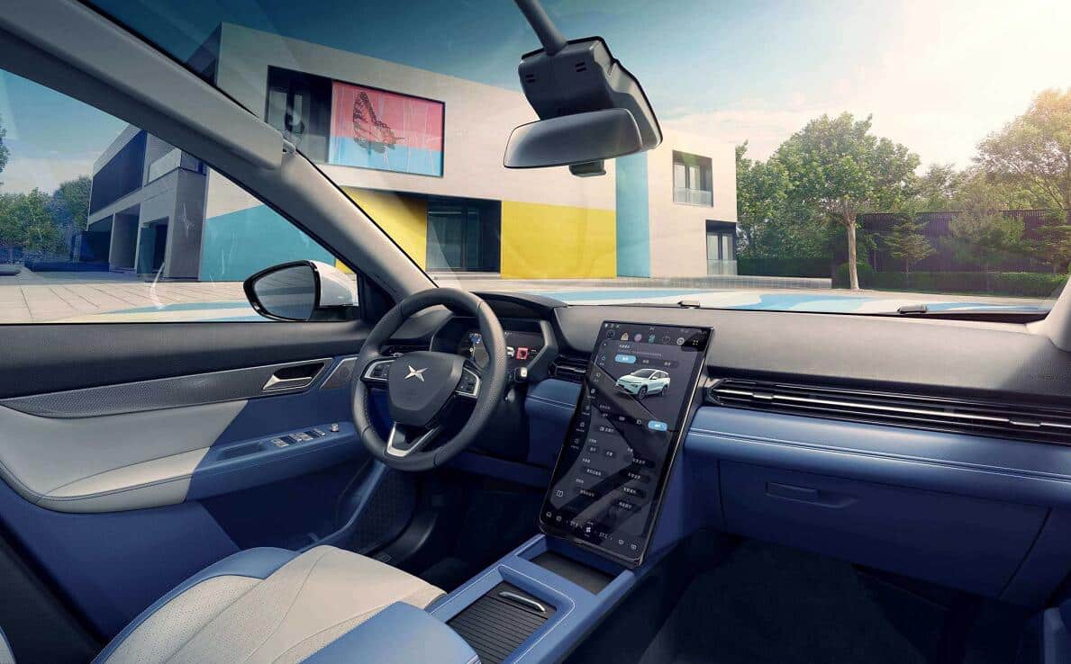 Spy photos of suspected Xpeng G9 SUV reveal interior