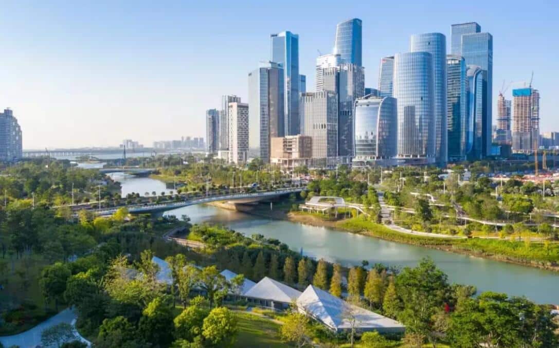 Shenzhen brings new policy support for NEVs by offering free parking hours