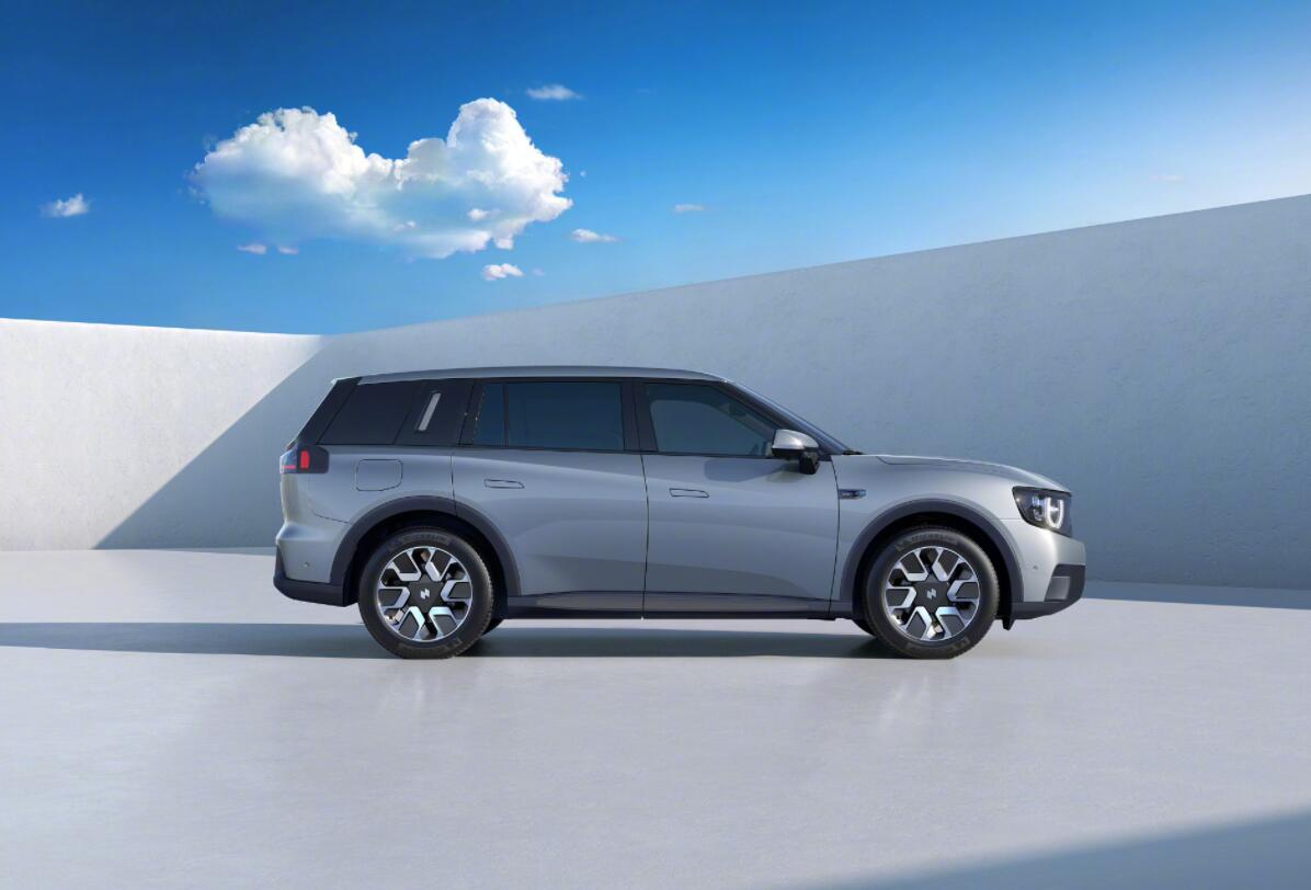 Chinese EV startup Niutron unveils design and core specs for its first model