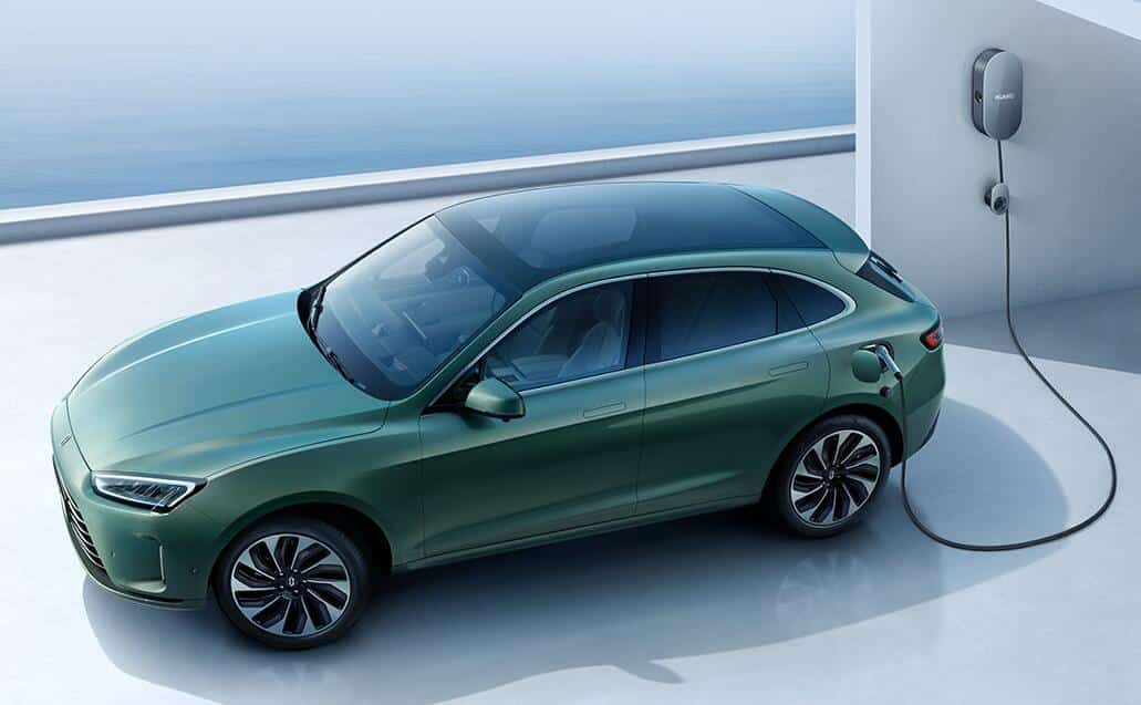 AITO, built by Huawei and Seres, unveils official pricing for M5