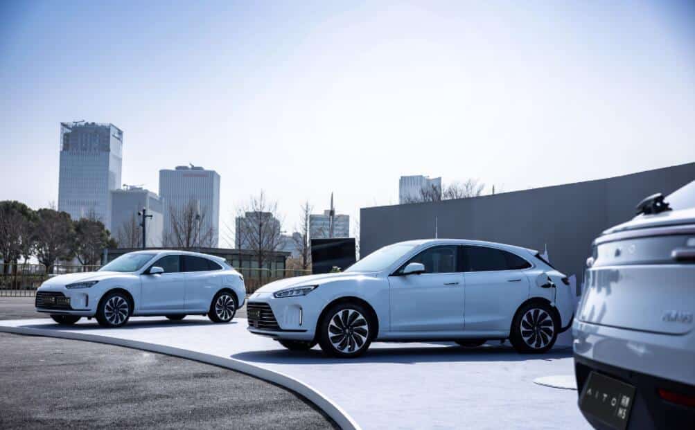 AITO, jointly created by Huawei and Seres, delivers vehicles to first owners