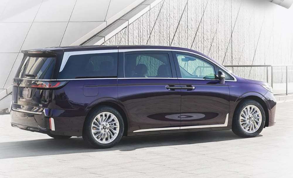 Voyah to launch its MPV model in April