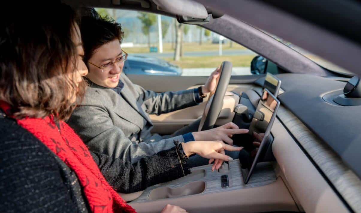 Nio ET7 test drives officially begin, first deliveries expected on March 28