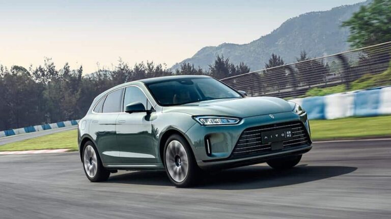 Huawei-backed AITO to raise prices of first model M5 next month