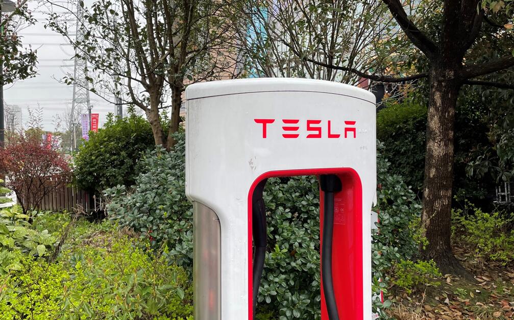Tesla adds 27 Supercharger stations in Chinese mainland in March