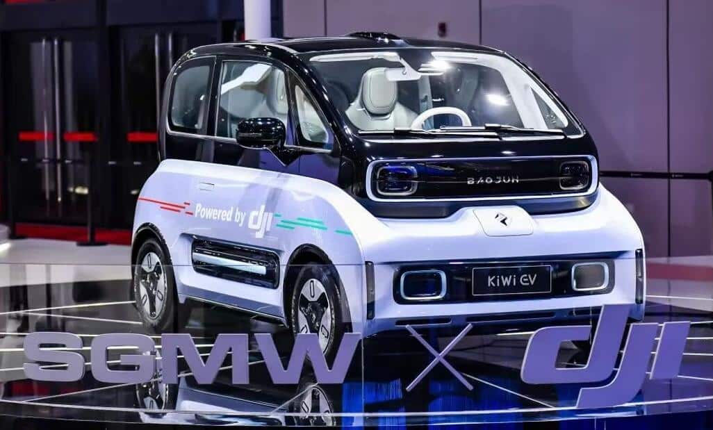 China's passenger vehicle retail sales drop 21% year-on-year in first week of May, CPCA data show