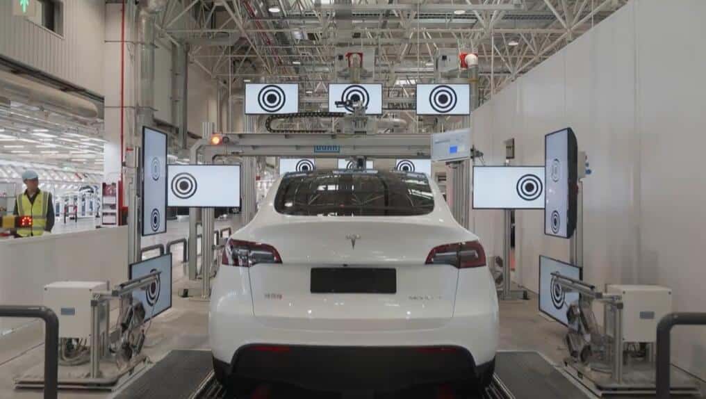 Tesla plans to keep employees at Shanghai plant working in close-loop until mid-June, report says