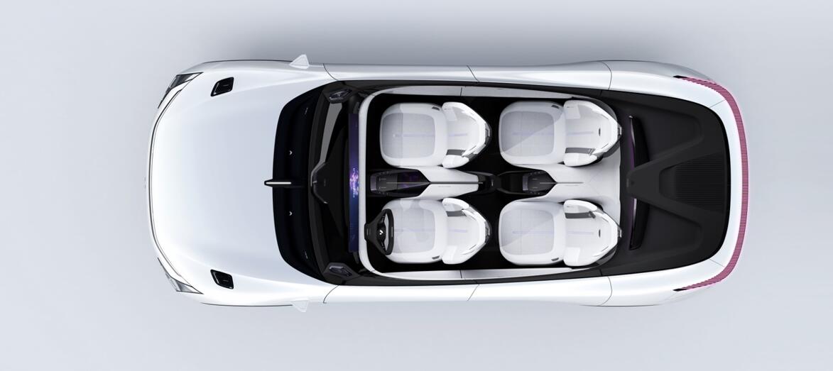 Jidu unveils ROBO-01, a robot car concept with futuristic design