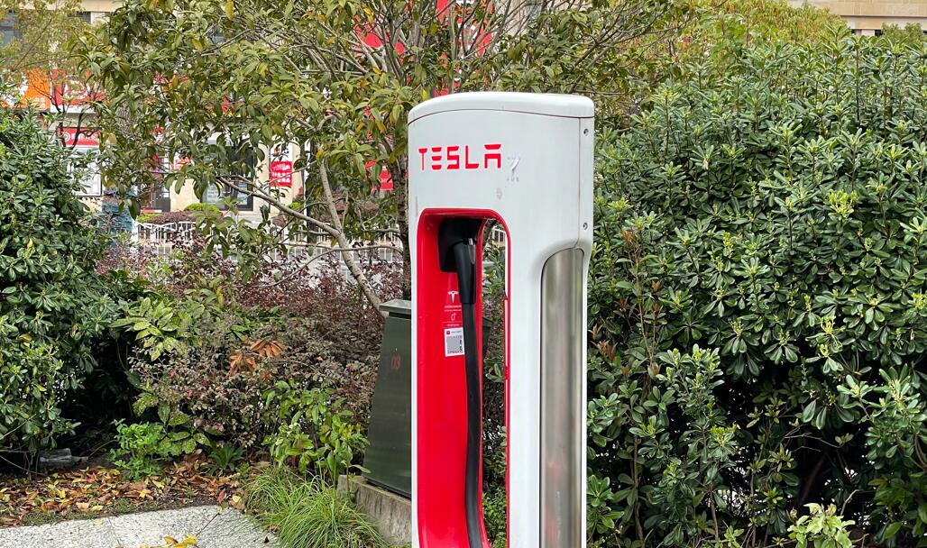 Tesla now has over 1,200 Supercharger stations in Chinese mainland