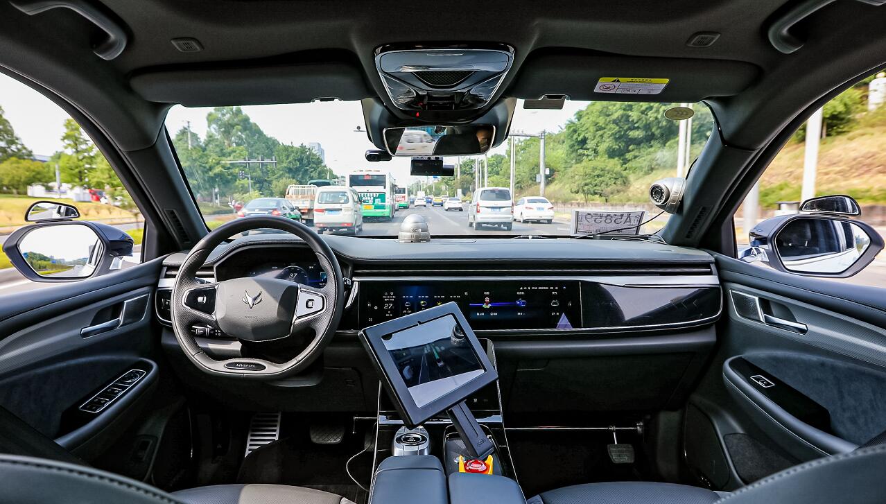 Baidu begins offering fully unmanned self-driving ride-hailing services in China