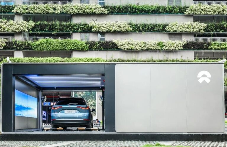 Power crunch: How Nio's swap stations help reduce grid peak load