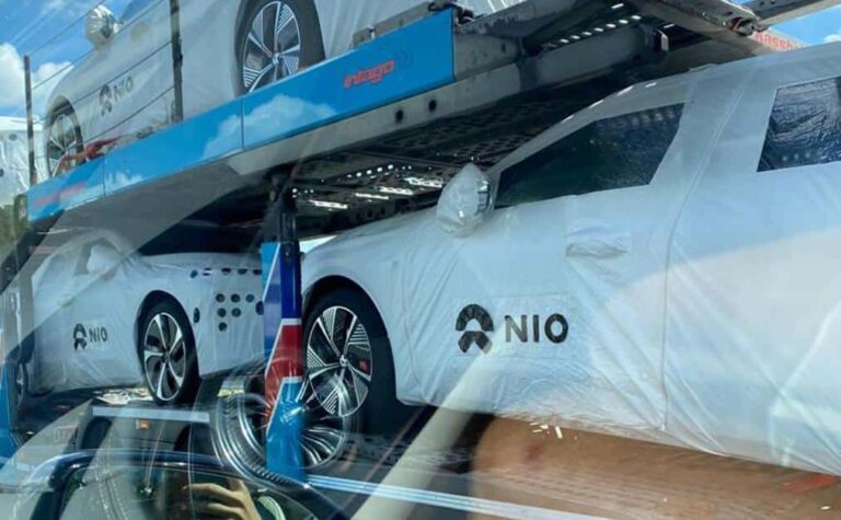 Nio seen transporting ET7 sedans across Europe